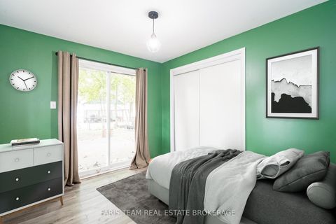 Photo 36 at 3 John Drive, Cookstown, Innisfil