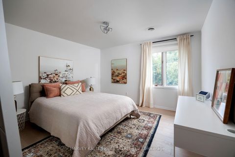 Photo 34 at 30 Neilor Crescent, Markland Wood, Toronto