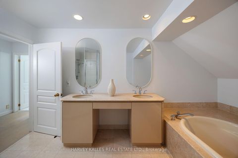 Photo 36 at 30 Neilor Crescent, Markland Wood, Toronto