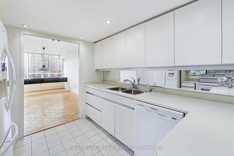 Photo 15 at #1405 - 130 Carlton Street, South St. James Town, Toronto Photo 15 at #1405 - 130 Carlton Street, South St. James Town, Toronto