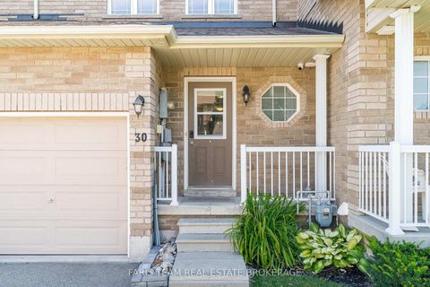 Photo 3 at 30 Southwoods Crescent, Holly, Barrie