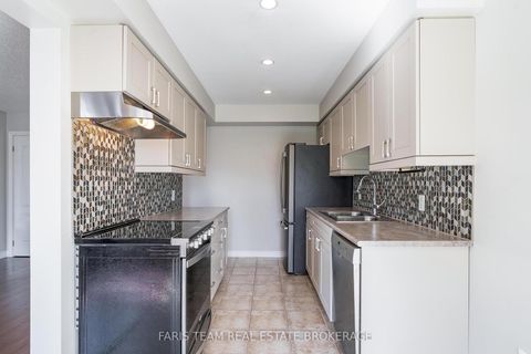 Photo 4 at 30 Southwoods Crescent, Holly, Barrie