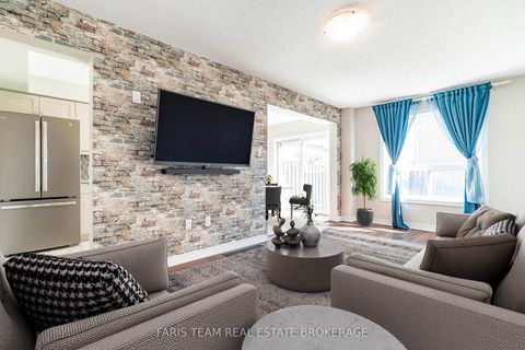 Photo 12 at 30 Southwoods Crescent, Holly, Barrie