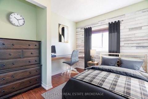 Photo 20 at 30 Southwoods Crescent, Holly, Barrie