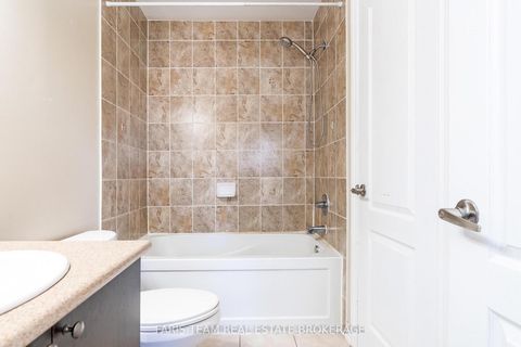 Photo 23 at 30 Southwoods Crescent, Holly, Barrie