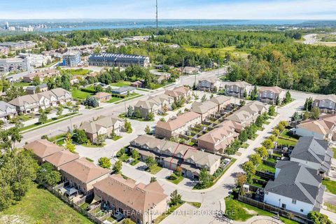 Photo 28 at 30 Southwoods Crescent, Holly, Barrie