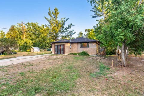 Photo 3 at 731 Pinegrove Avenue, Rural Innisfil, Innisfil