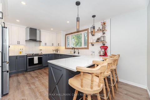 Photo 11 at 731 Pinegrove Avenue, Rural Innisfil, Innisfil