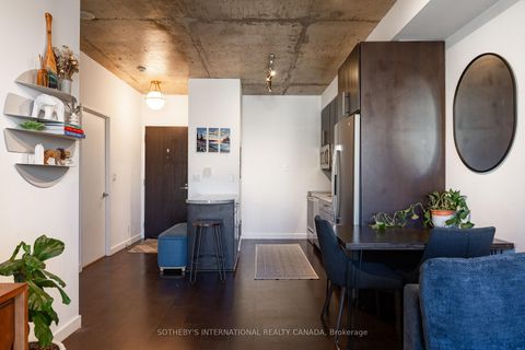 Photo 13 at 810 - 1005 King Street W, Niagara, Toronto Photo 13 at 810 - 1005 King Street W, Niagara, Toronto