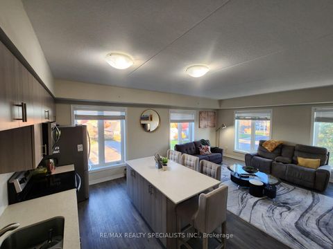 Photo 6 at 319 - 290 Liberty Street N, Bowmanville, Clarington