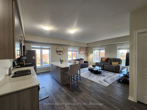 Photo 8 at 319 - 290 Liberty Street N, Bowmanville, Clarington