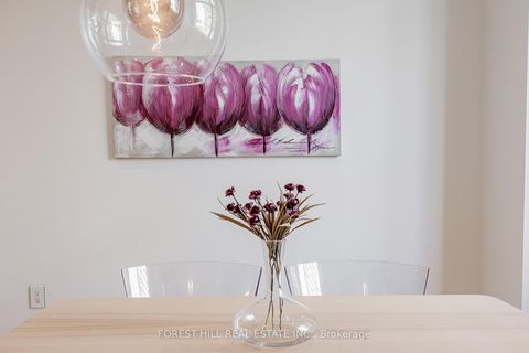 Photo 4 at 7 Flax Field Lane, Willowdale West, Toronto