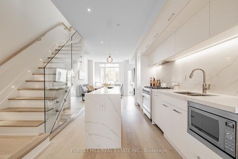 Photo 6 at 7 Flax Field Lane, Willowdale West, Toronto