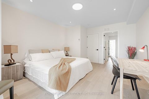 Photo 13 at 7 Flax Field Lane, Willowdale West, Toronto Photo 13 at 7 Flax Field Lane, Willowdale West, Toronto