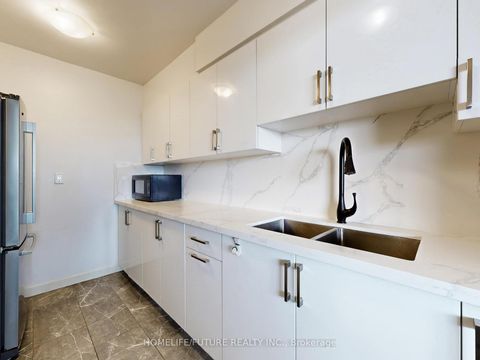 Photo 13 at 1212 - 301 Prudential Drive, Dorset Park, Toronto