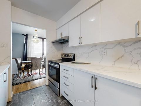 Photo 14 at 1212 - 301 Prudential Drive, Dorset Park, Toronto