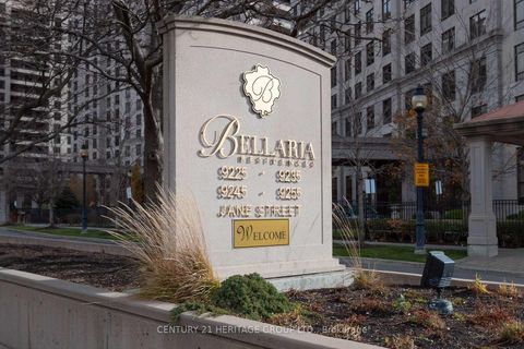 Photo 1 at 615 - 9245 Jane Street, Maple, Vaughan