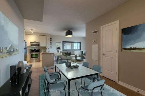 Photo 4 at 615 - 9245 Jane Street, Maple, Vaughan