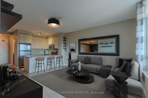 Photo 8 at 615 - 9245 Jane Street, Maple, Vaughan
