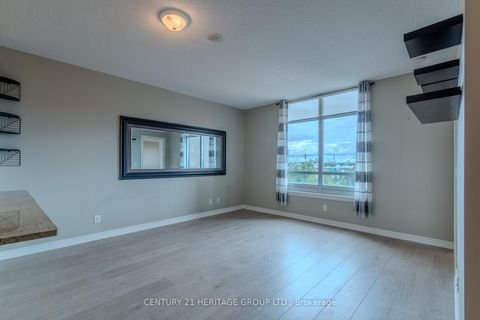 Photo 17 at 615 - 9245 Jane Street, Maple, Vaughan
