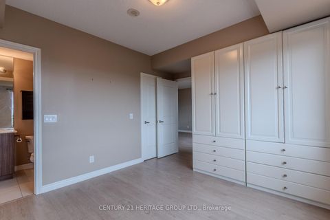 Photo 24 at 615 - 9245 Jane Street, Maple, Vaughan