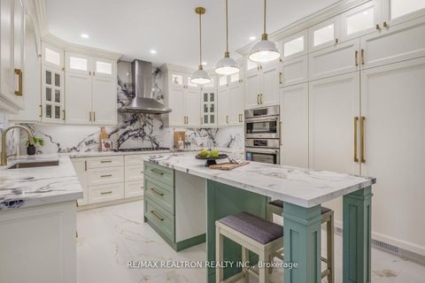 Photo 10 at 20 Pathlane Road, Langstaff, Richmond Hill