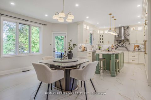 Photo 13 at 20 Pathlane Road, Langstaff, Richmond Hill