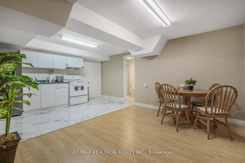 Photo 26 at 20 Pathlane Road, Langstaff, Richmond Hill