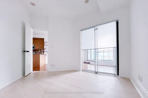 Photo 9 at PH108 - 18 Harding Boulevard, Harding, Richmond Hill