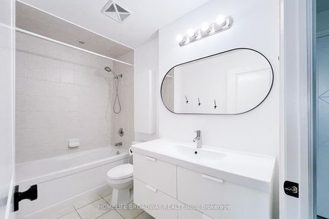 Photo 13 at PH108 - 18 Harding Boulevard, Harding, Richmond Hill