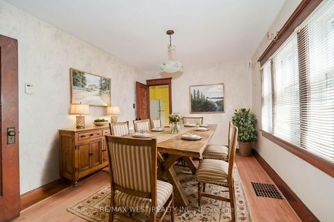 Photo 2 at 113 Fifth Street, New Toronto, Toronto