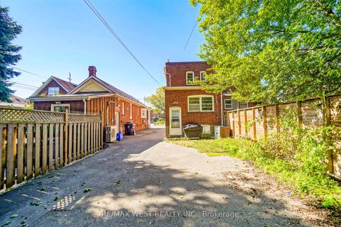 Photo 6 at 113 Fifth Street, New Toronto, Toronto