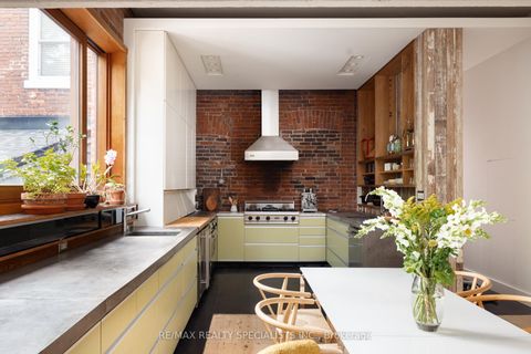 Photo 7 at 67 Elm Grove Avenue, South Parkdale, Toronto