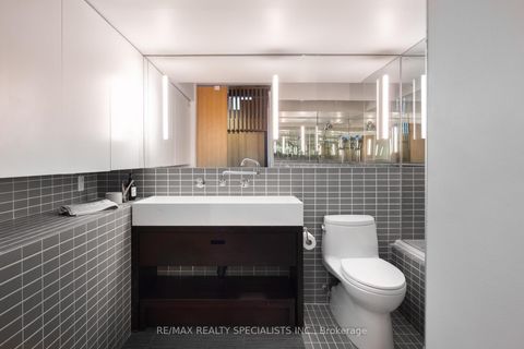 Photo 26 at 67 Elm Grove Avenue, South Parkdale, Toronto