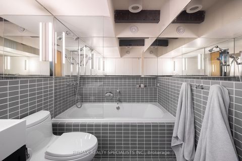 Photo 27 at 67 Elm Grove Avenue, South Parkdale, Toronto