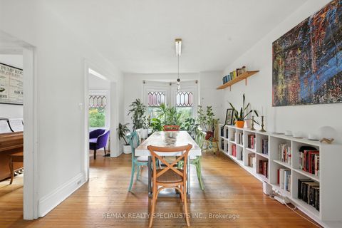 Photo 38 at 67 Elm Grove Avenue, South Parkdale, Toronto