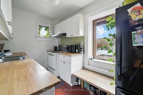 Photo 42 at 67 Elm Grove Avenue, South Parkdale, Toronto