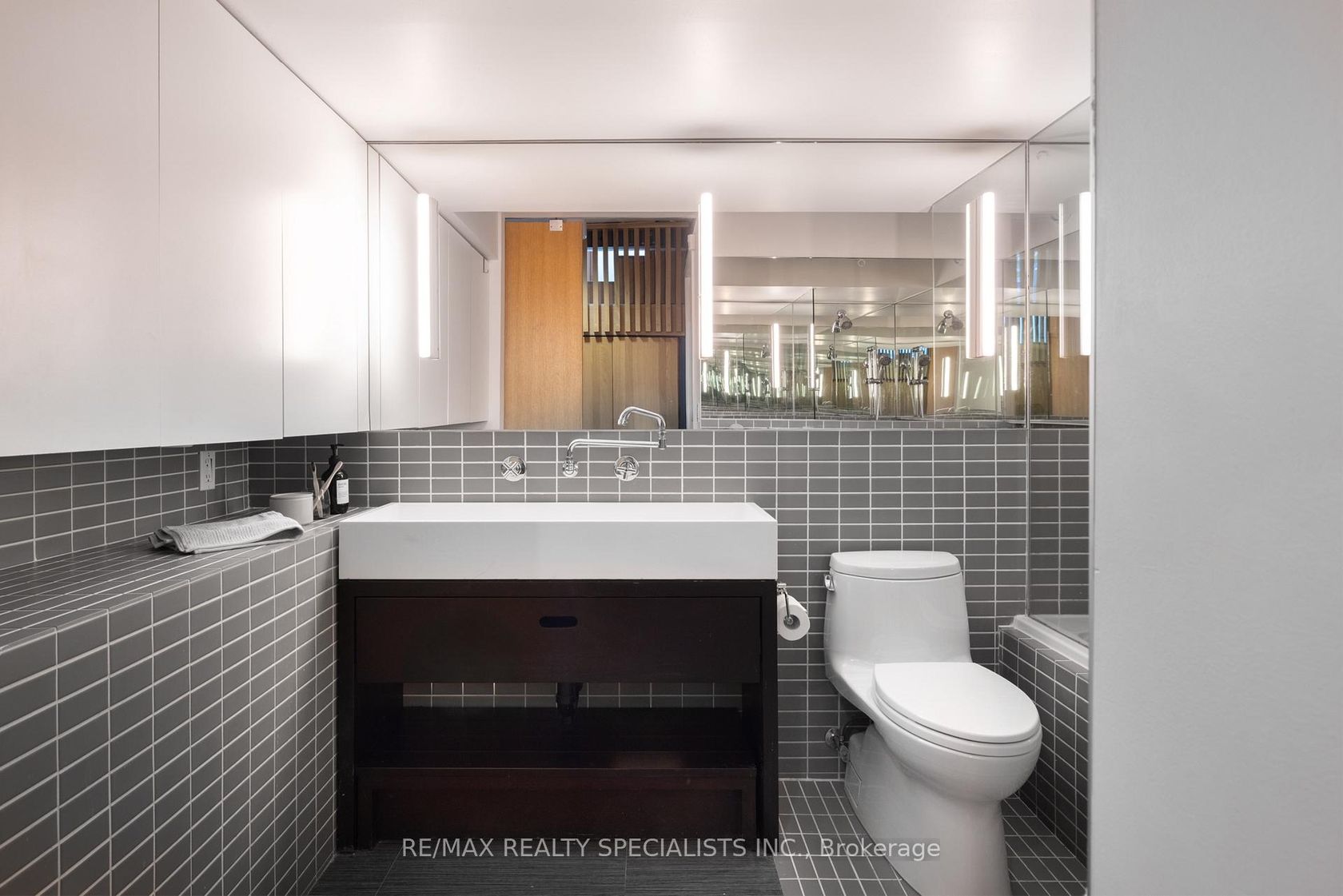 Photo 26 at 67 Elm Grove Avenue, South Parkdale, Toronto Photo 26 at 67 Elm Grove Avenue, South Parkdale, Toronto