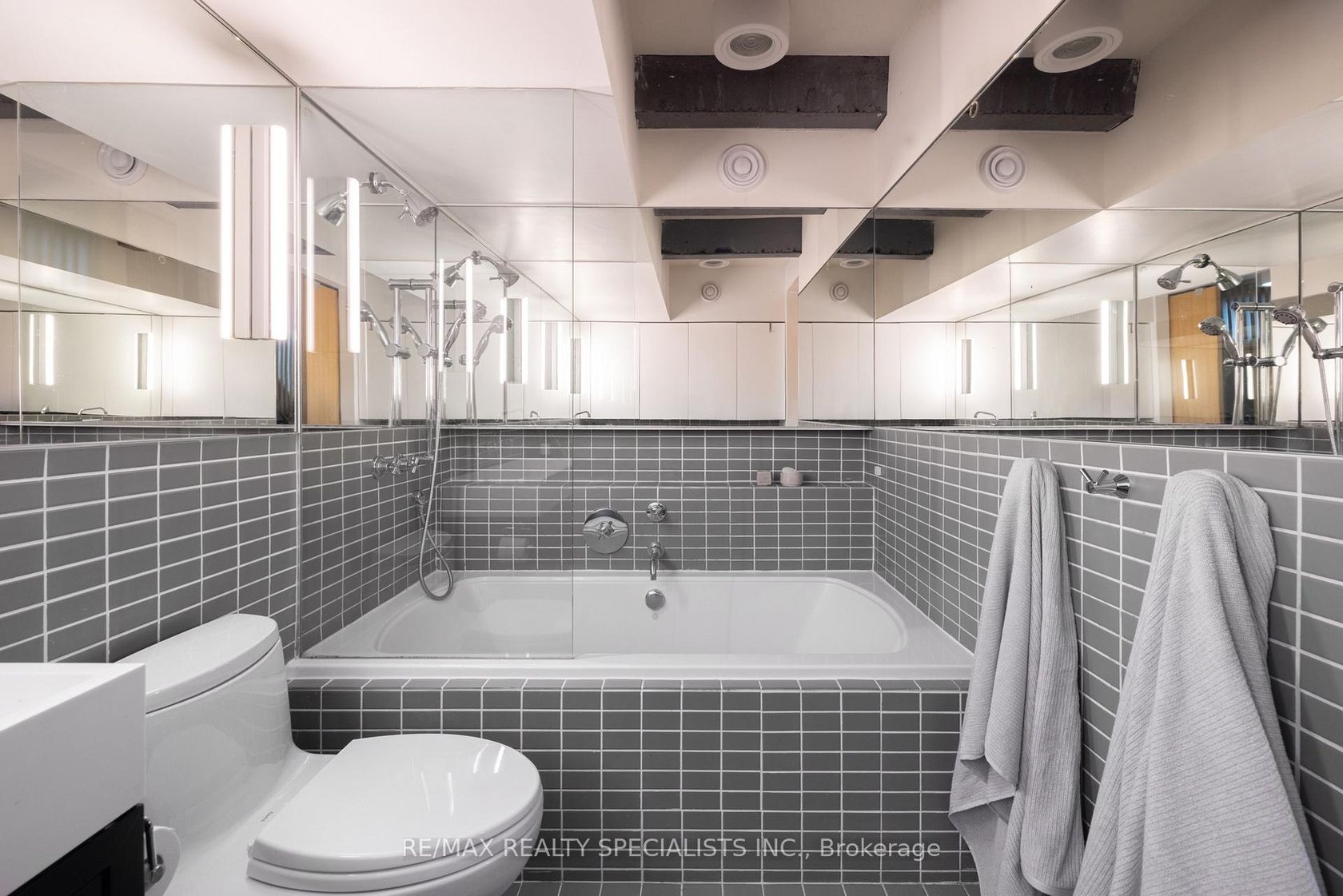 Photo 27 at 67 Elm Grove Avenue, South Parkdale, Toronto Photo 27 at 67 Elm Grove Avenue, South Parkdale, Toronto