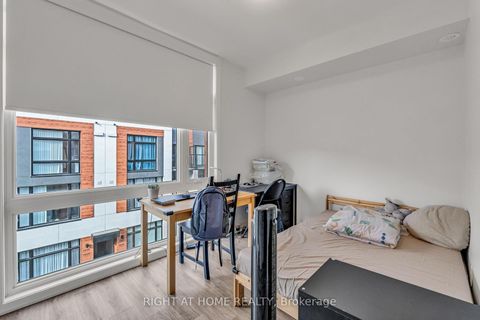 Photo 5 at 907 - 2 Steckley House Lane, Rural Richmond Hill, Richmond Hill Photo 5 at 907 - 2 Steckley House Lane, Rural Richmond Hill, Richmond Hill