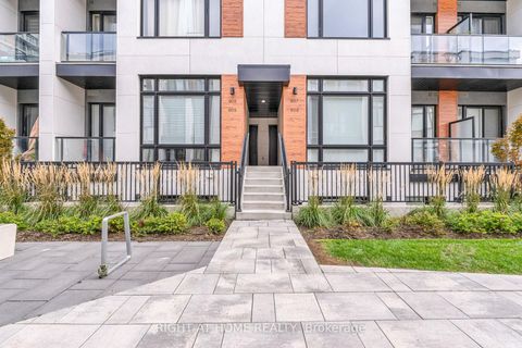 Photo 9 at 907 - 2 Steckley House Lane, Rural Richmond Hill, Richmond Hill