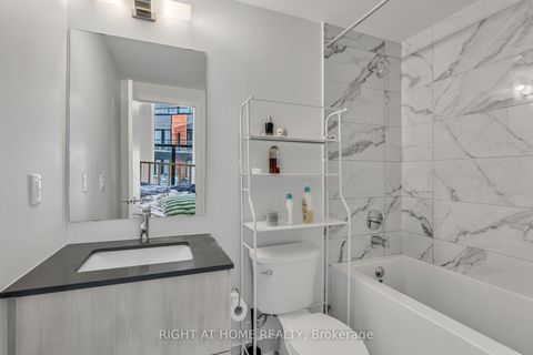 Photo 21 at 907 - 2 Steckley House Lane, Rural Richmond Hill, Richmond Hill