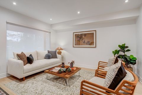 Photo 5 at 466 Montrose Avenue, Little Italy, Toronto Photo 5 at 466 Montrose Avenue, Little Italy, Toronto