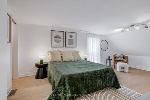 Photo 28 at 466 Montrose Avenue, Little Italy, Toronto