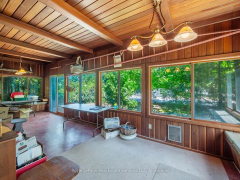 Photo 14 at 3175 Lakeshore Road W, BR Bronte, Oakville