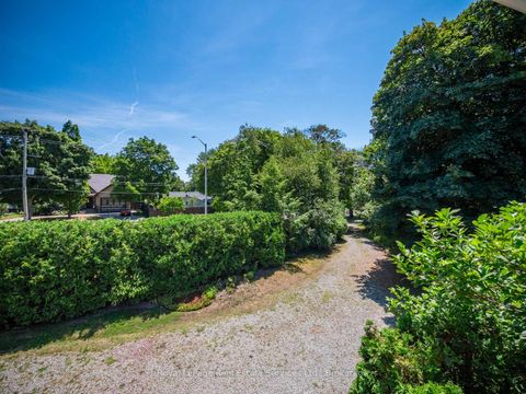 Photo 21 at 3175 Lakeshore Road W, BR Bronte, Oakville