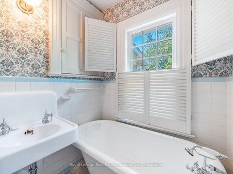 Photo 25 at 3175 Lakeshore Road W, BR Bronte, Oakville