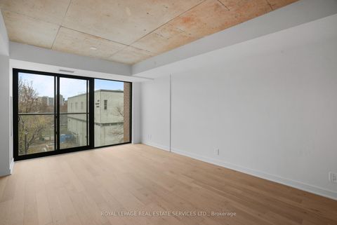 Photo 5 at 302 - 2720 Dundas Street W, Junction Area, Toronto