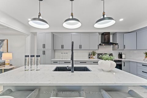 Photo 6 at 1156 Edward Bolton Crescent, Pinecrest, Oshawa