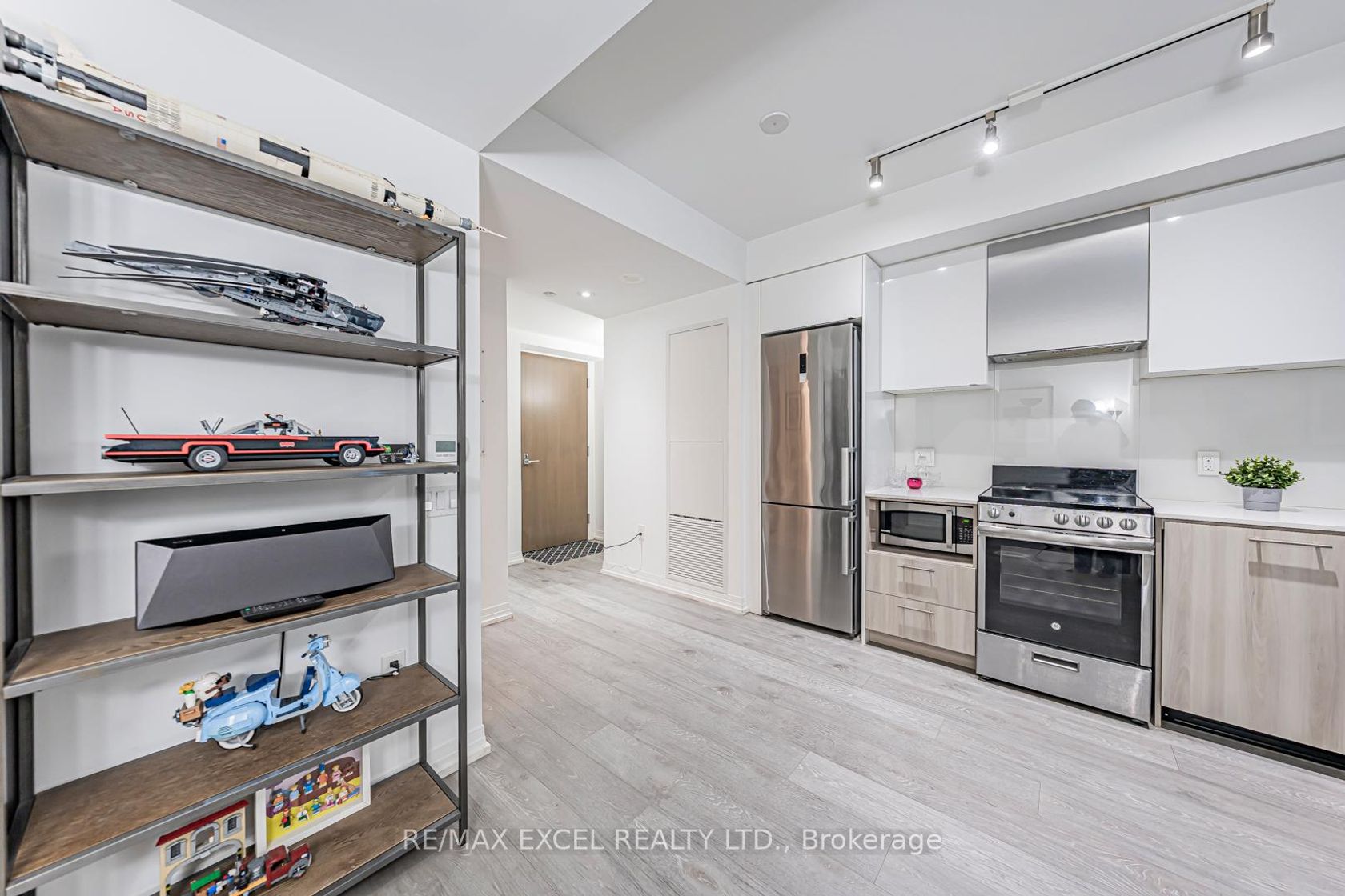 Photo 17 at 740 - 251 Javis St Street W, Moss Park, Toronto Photo 17 at 740 - 251 Javis St Street W, Moss Park, Toronto